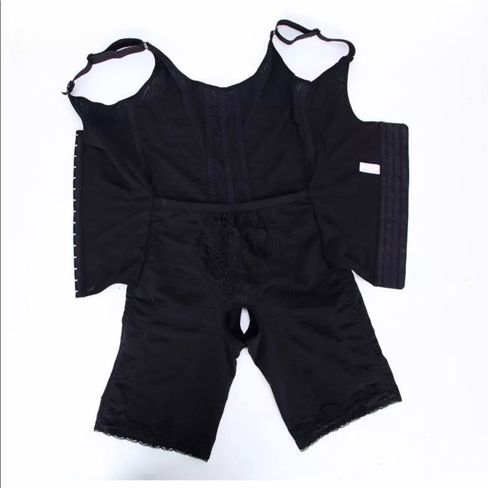 4XL Black hook & eye bodysuit/waist cincher